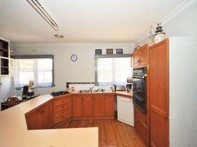 381 High Street, Kangaroo Flat