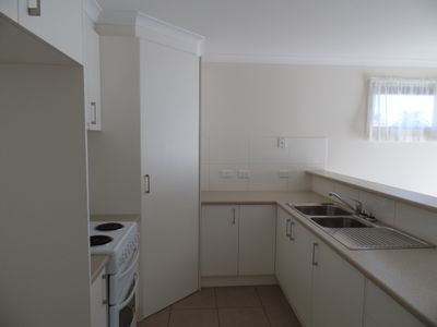 2 / 7 Newton Street, Shepparton