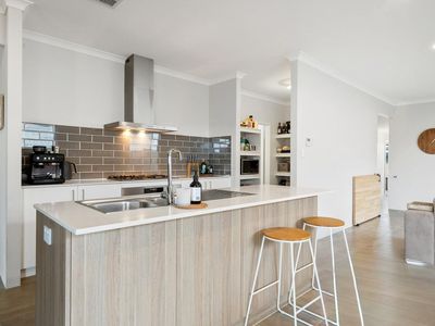 87 Portobello Parade, Wellard