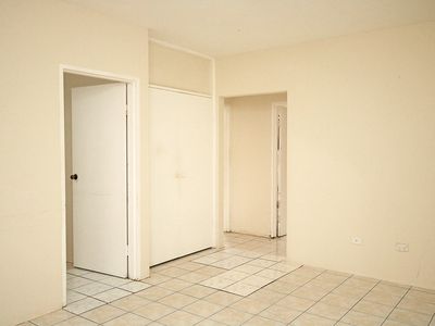 5 / 8 Fairmount Street, Lakemba