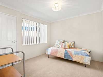 26 Amity Circuit, Shoalwater