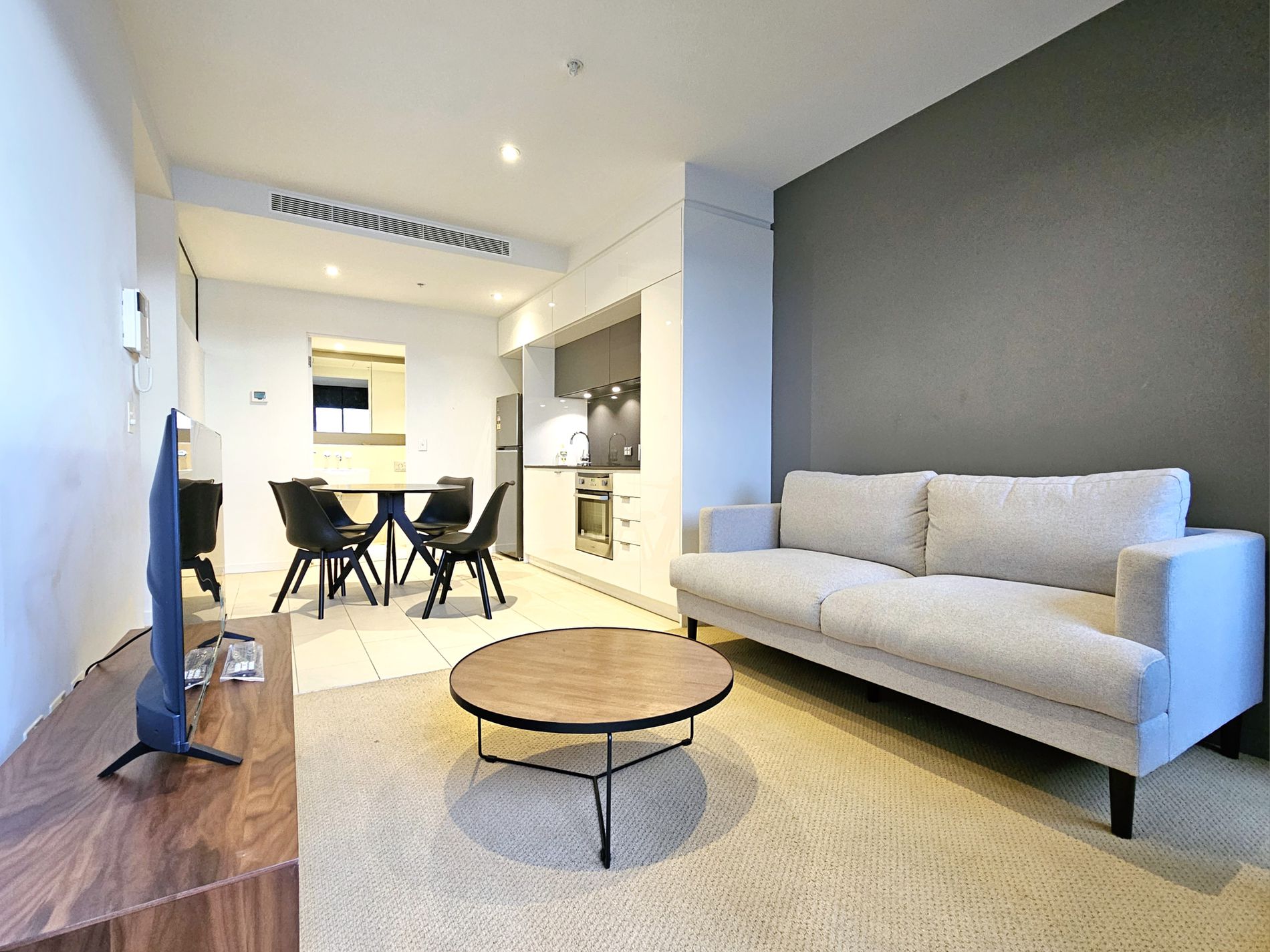 2618 / 555 Swanston Street, Carlton