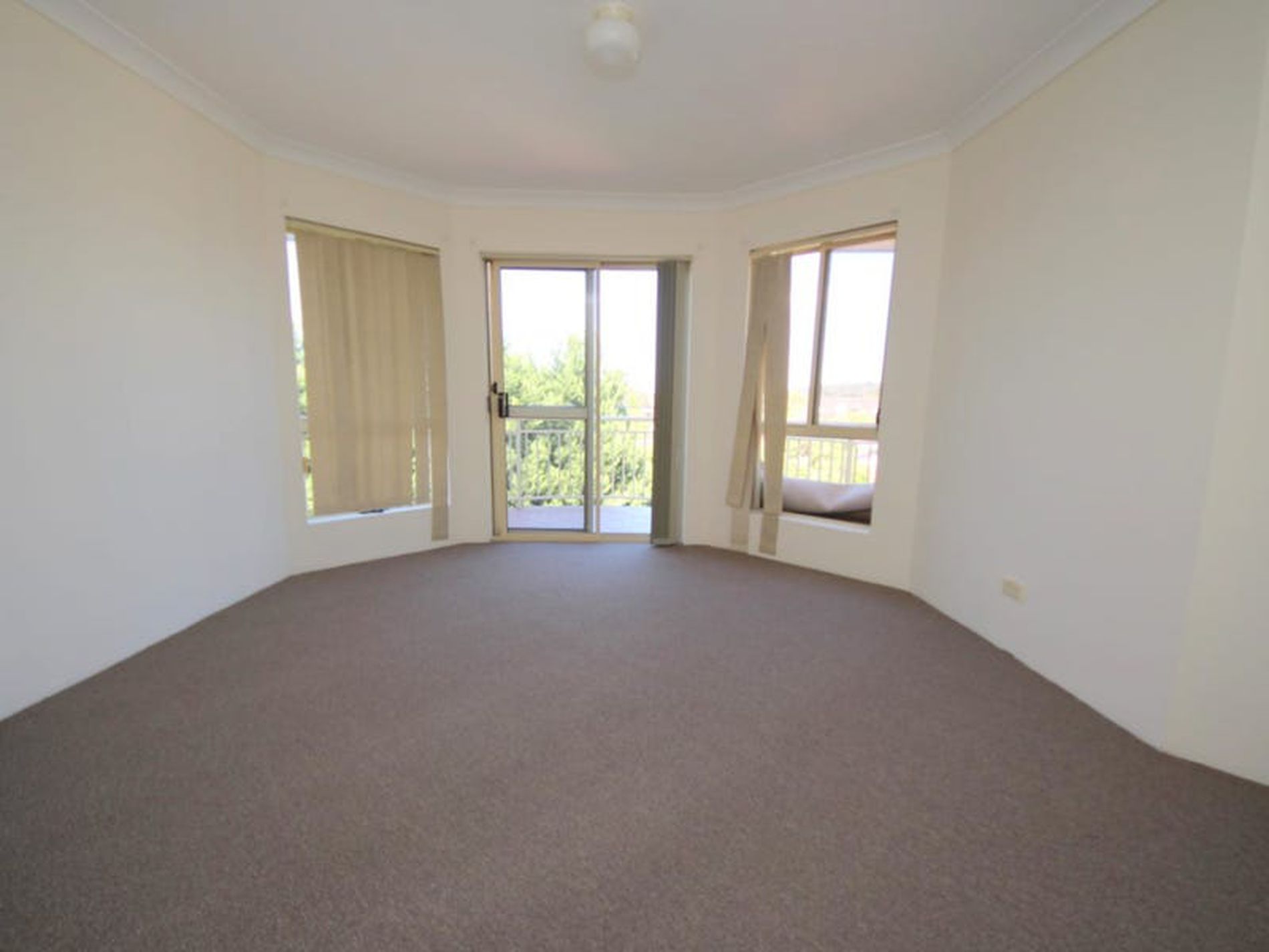 12 / 25-27 Cairds Avenue, Bankstown