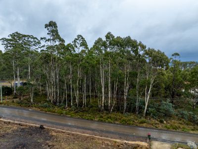 12 Lake View Road, Lake Leake