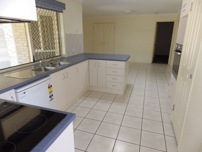 10 Chestnut Drive, Flinders View