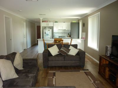 8 Glenshee Close, Dubbo