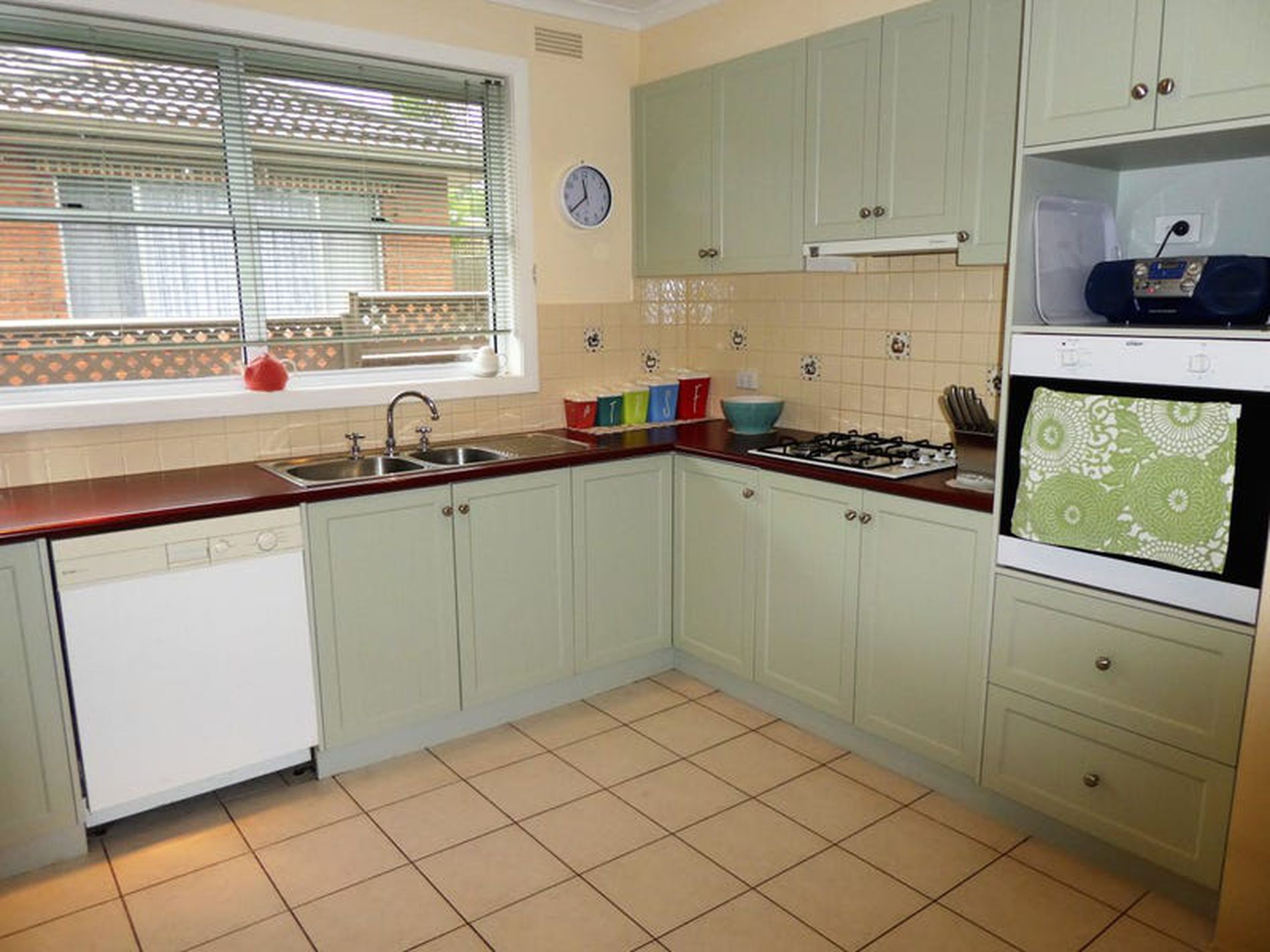 16 Delatite Rd, Seymour