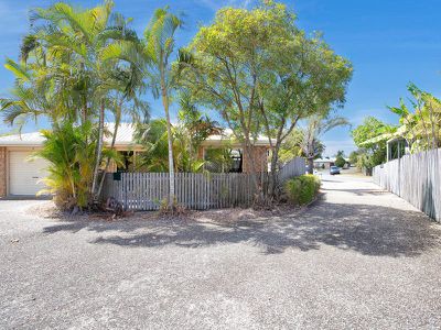 4 / 3 Ribbon Court, Glenella