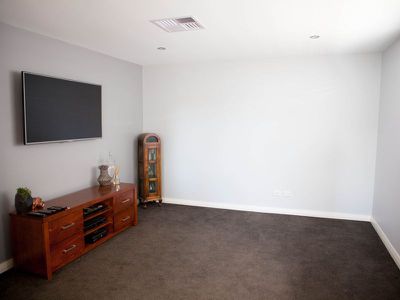 198A Collins Street, Piccadilly