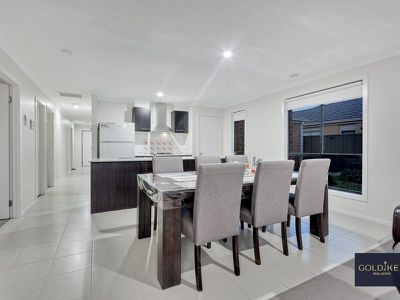 28 Lindeman Street, Tarneit