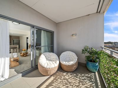 68 / 23 Junction Boulevard, Cockburn Central
