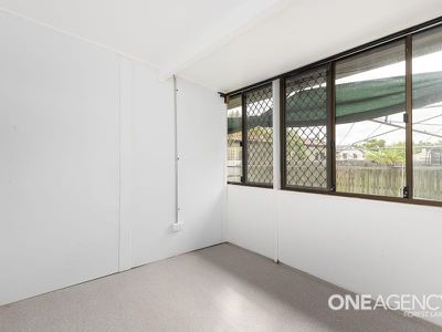 14 Sunbird St, Inala