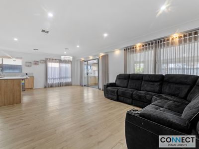 12 Cupit Street, Cranbourne