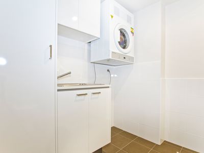 5 / 172 Railway Parade, West Leederville