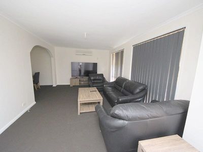 14 Cumberland Avenue, Georges Hall