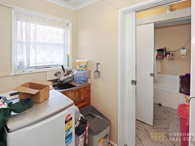 5 Forsyth Avenue, Horsham