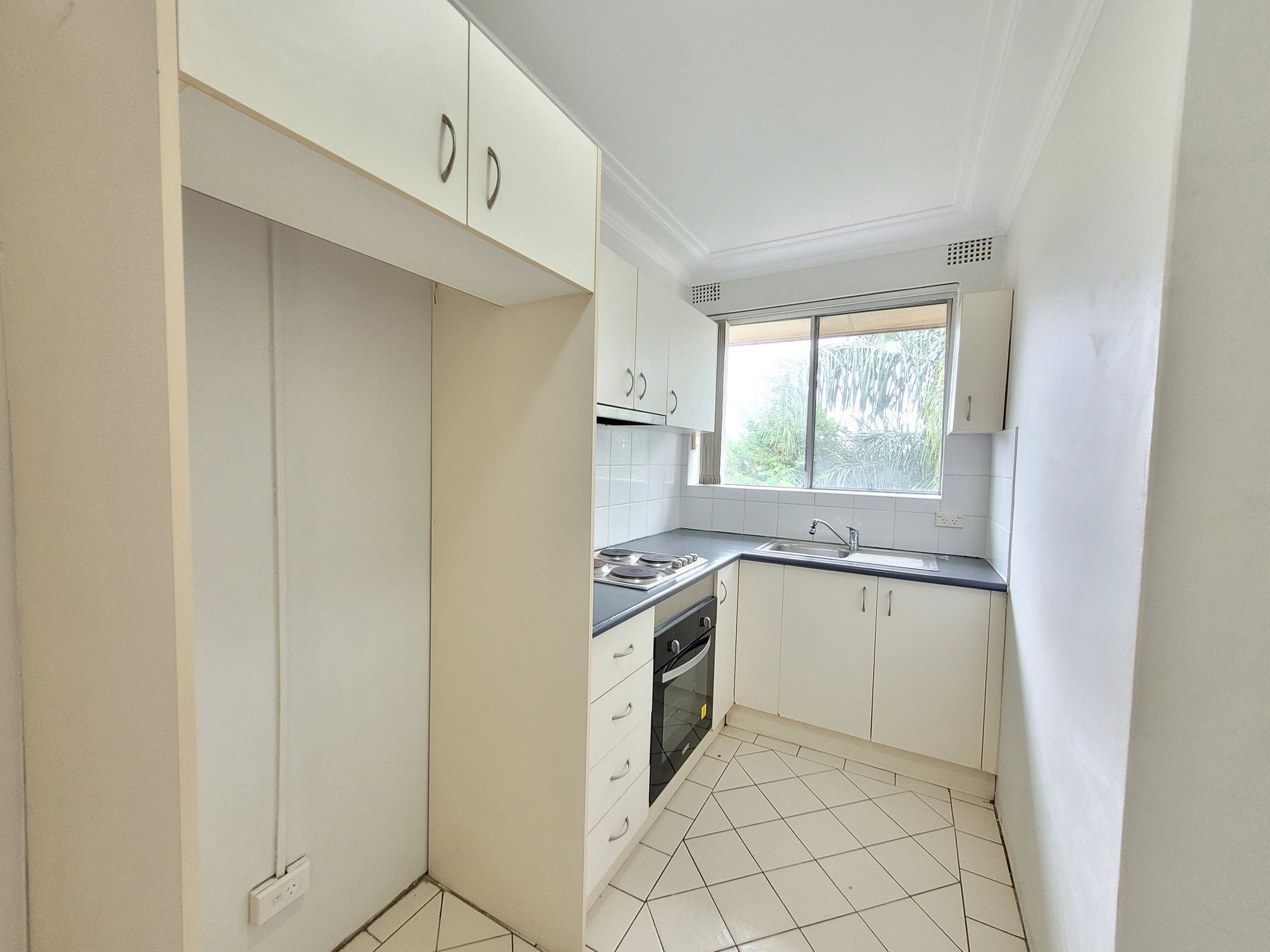 13 / 74 Phillip St, Roselands