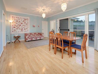 19 BREWER DRIVE, Wodonga