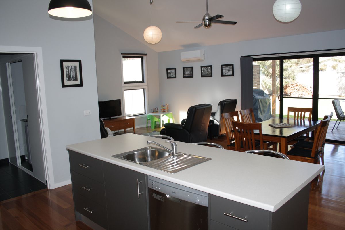 6 Chanro Court, Bonnie Doon