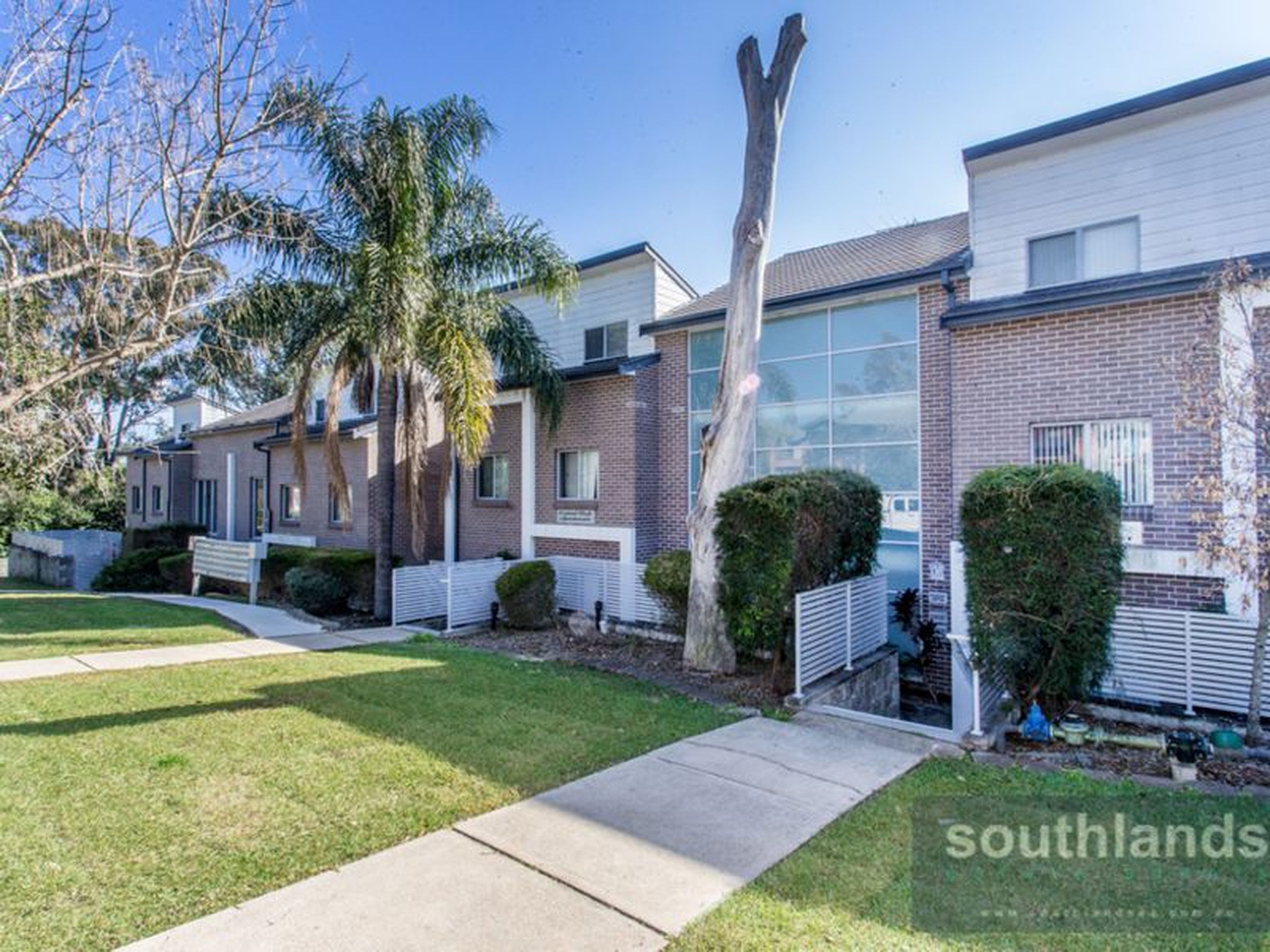 32 / 13-19 Robert Street, PENRITH