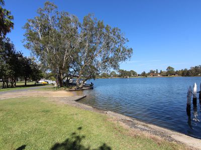 8 / 9 Baird Street, Tuncurry