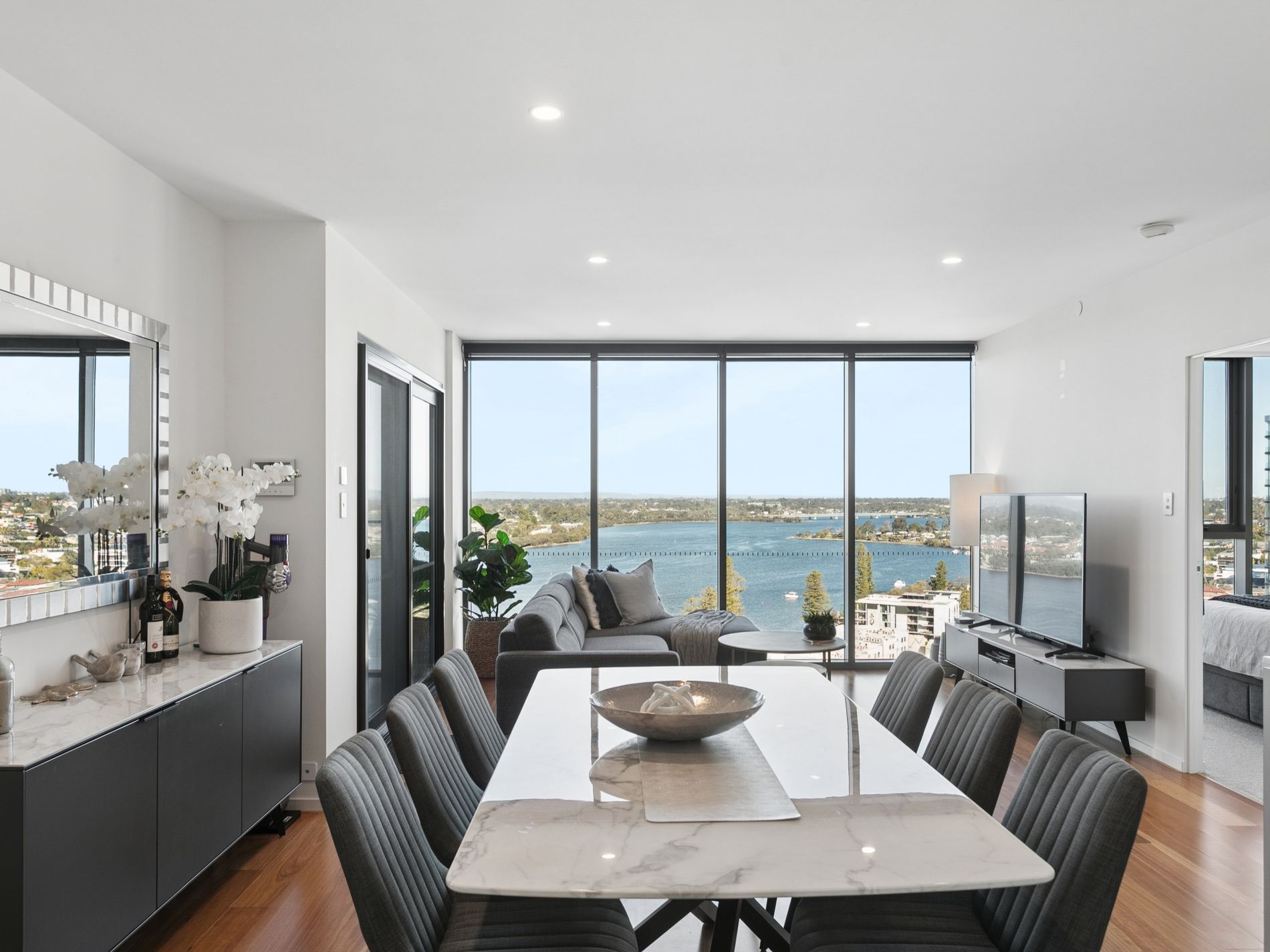 1706 / 908 Canning Highway, Applecross