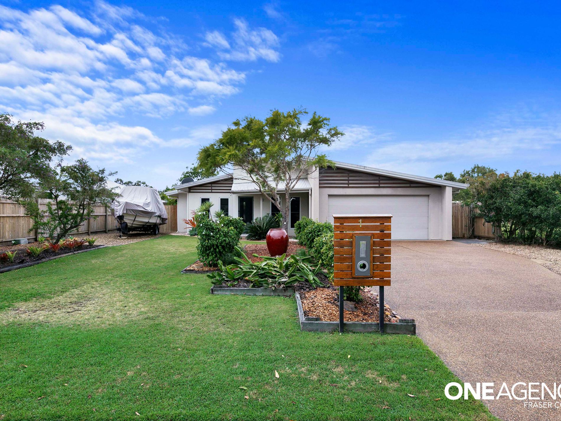 1 Lady Penrhyn Drive, Eli Waters