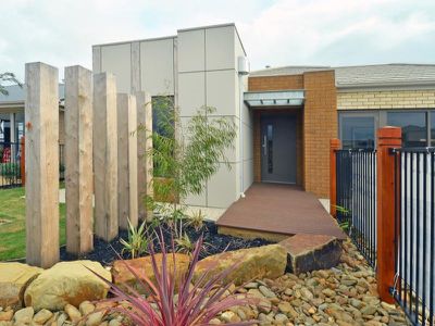 27 Paraffin Drive, Leopold
