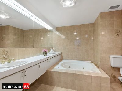 2B / 70 Terrace Road, East Perth