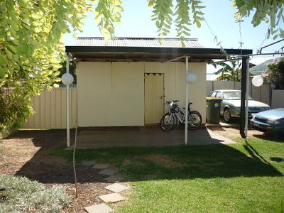 2 Frith Street, Dubbo