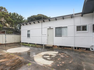 2 / 104 Waratah Street, Windang