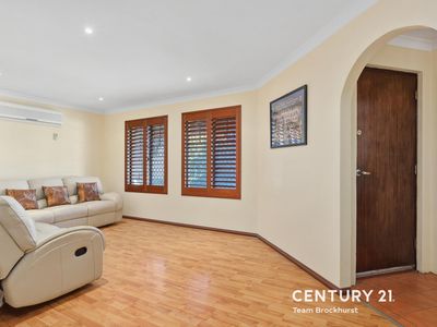 11 Ainstey Close, Seville Grove