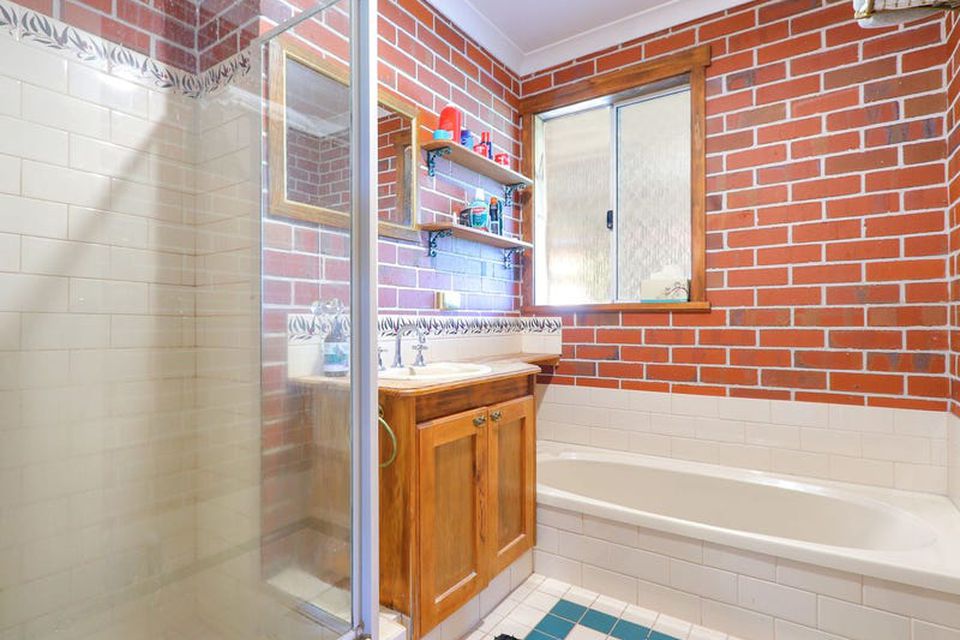 3 Pingrup Court , Waikiki