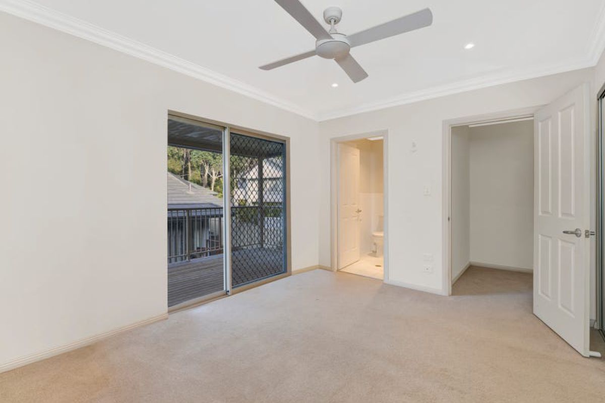 2 / 12 Jennie Cox Close, Erina