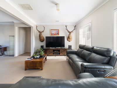 2 Keeffe Place, Bungendore