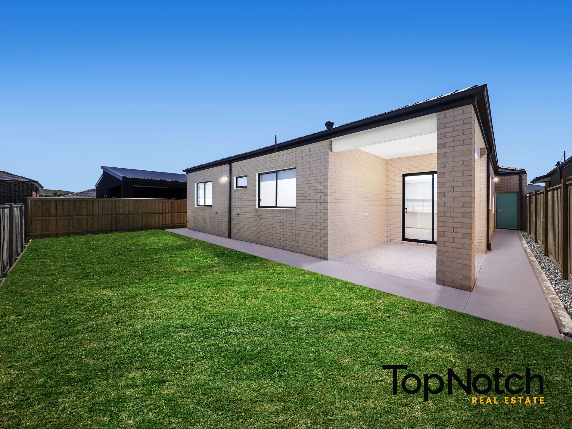 5 Spire Crescent, Beveridge