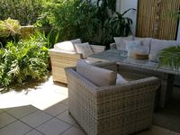 10 Grand Pde  , Kawana Island