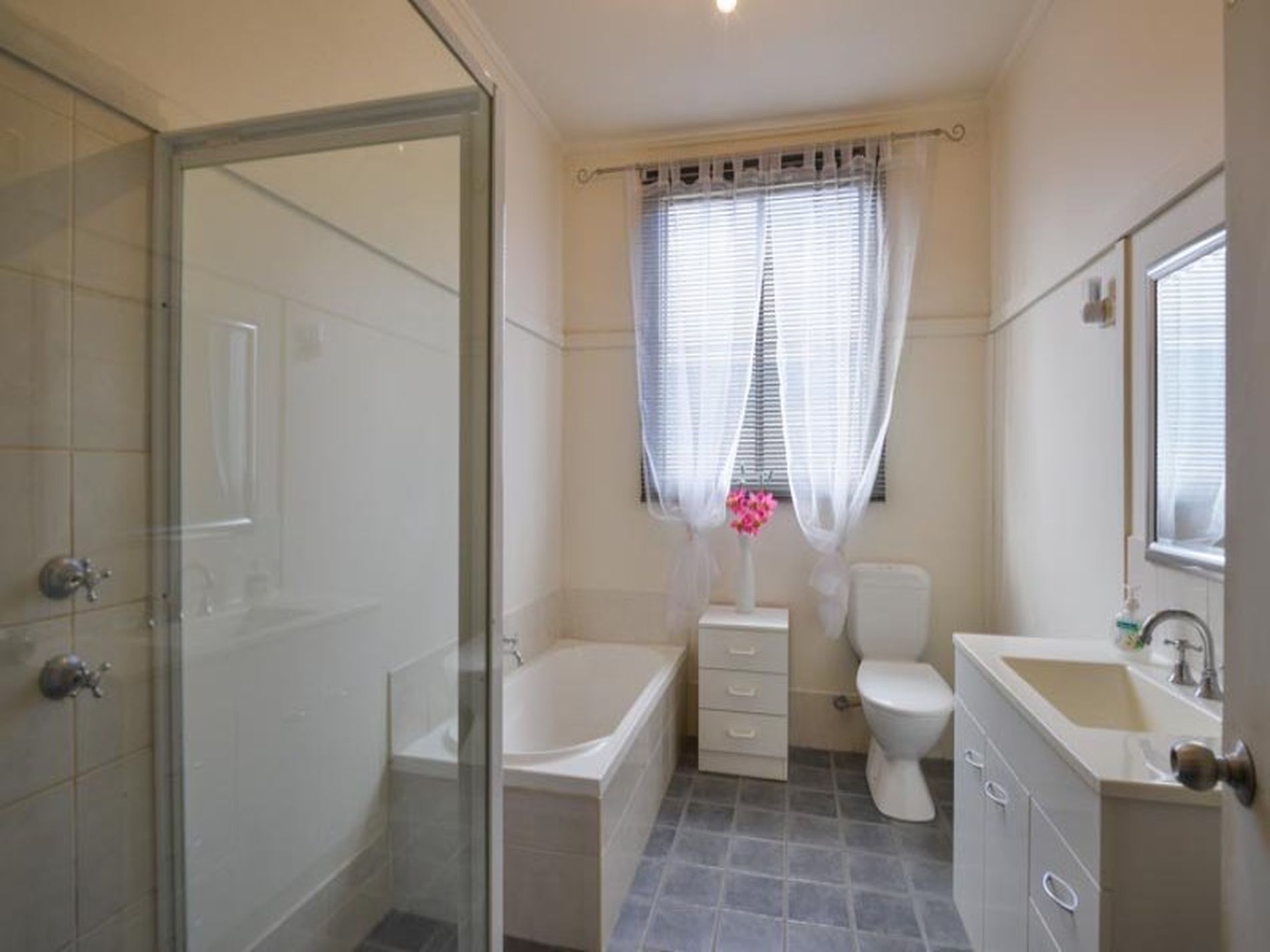 60 Campbell Street, Lamington