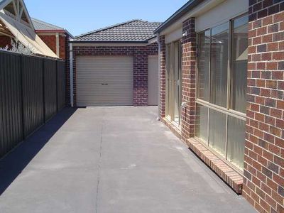 3 Radiata Close, Wyndham Vale