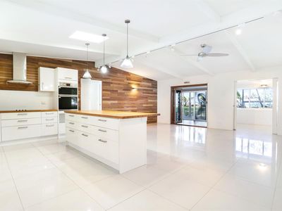 10 Elizabeth Street, Flying Fish Point