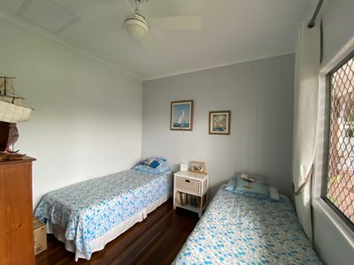 11 Churchill Street, Urangan