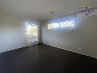 56 Centennial Boulevard, Curlewis