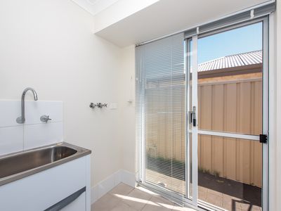 8/24 Gladstone Road, Armadale