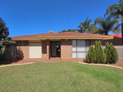 22 Boomerang Crescent, Kalgoorlie