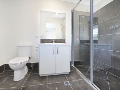 33 Apple Street, Fern Bay