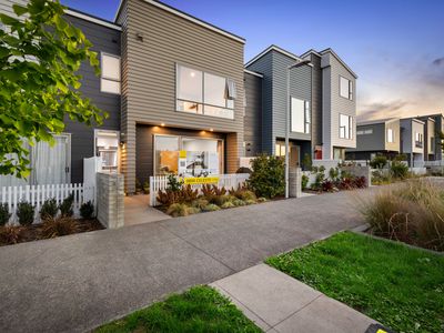 11 Rangihina Road, Hobsonville