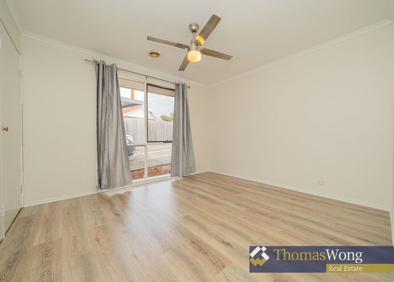 13 Luscombe Avenue, Carrum Downs