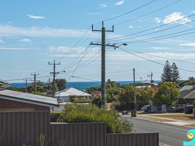 17 St Ives Drive, Yanchep
