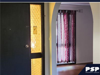 16 Quarbing Street, Werribee