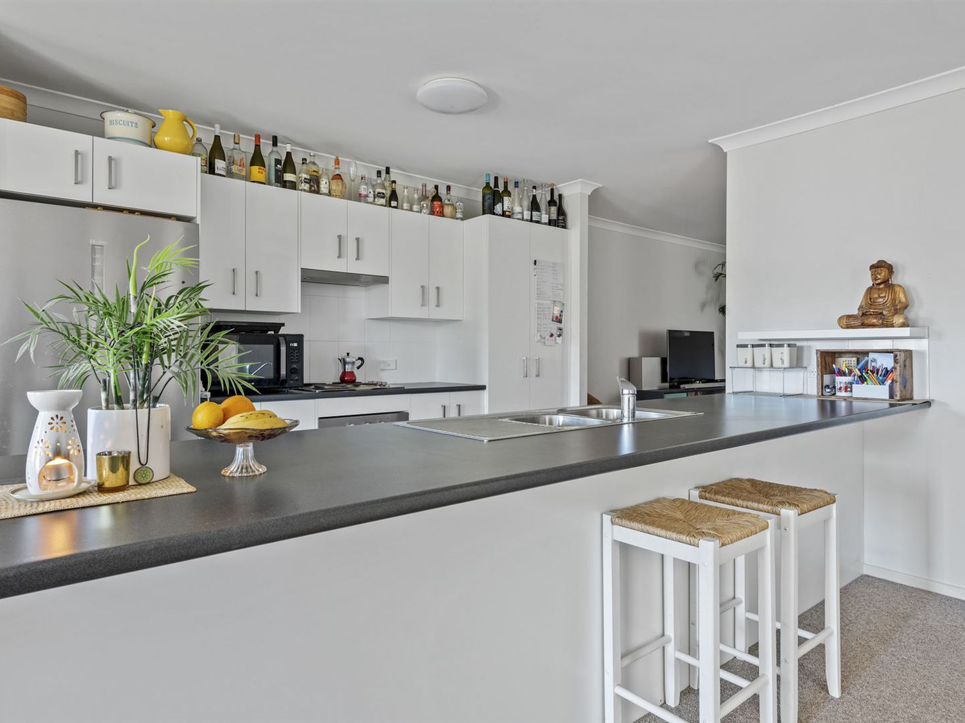 34 & 34A Gemini Way, Narrawallee